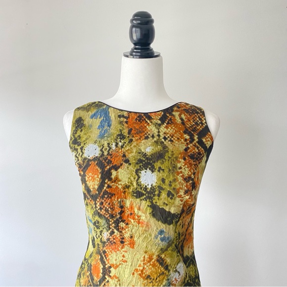 Printed Sheath Dress - Picture 5 of 11